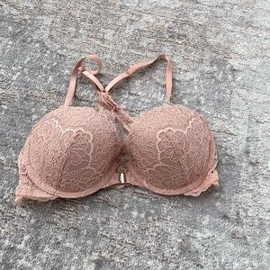 Demi push up bra